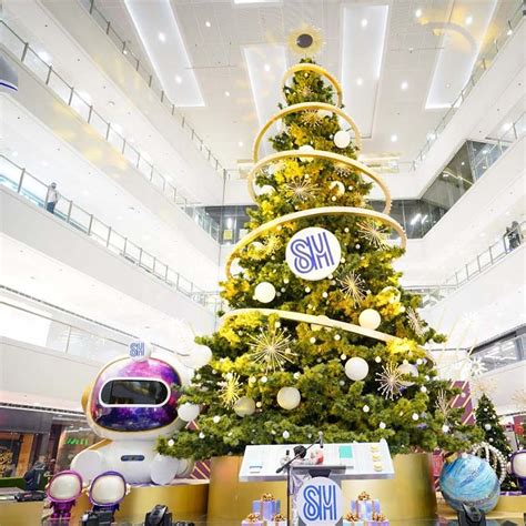 At 25, SM Megamall Ushers New Mall Revolution.